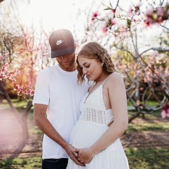 Meet your Posher, Tessa - Picture 1 of 1